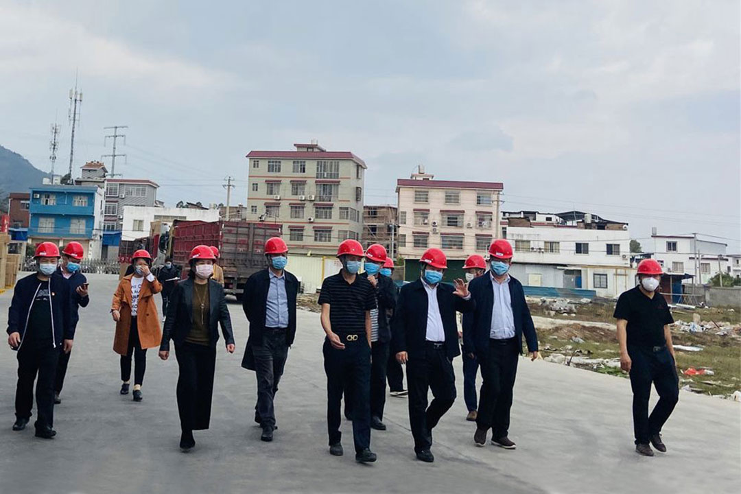 �м�ί��ǹŹ���һ��ݰ�ٲ���װ���߷õ���