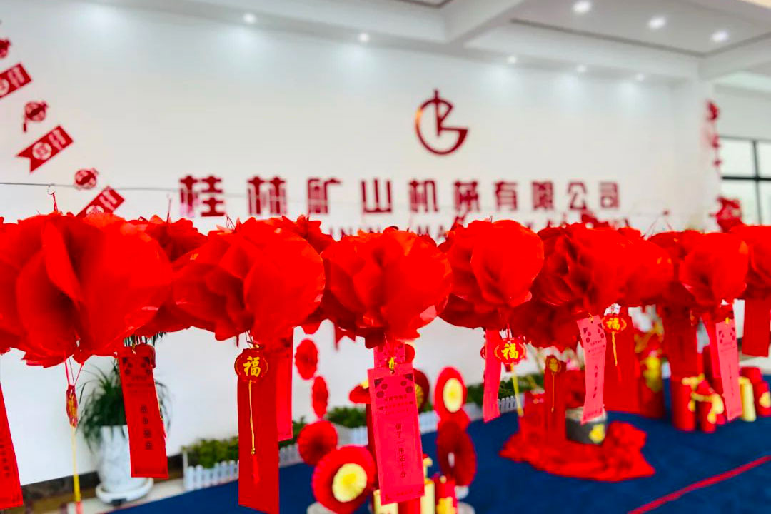 ����װ����չ������ʮ��µ��� ���������Ԫ�����